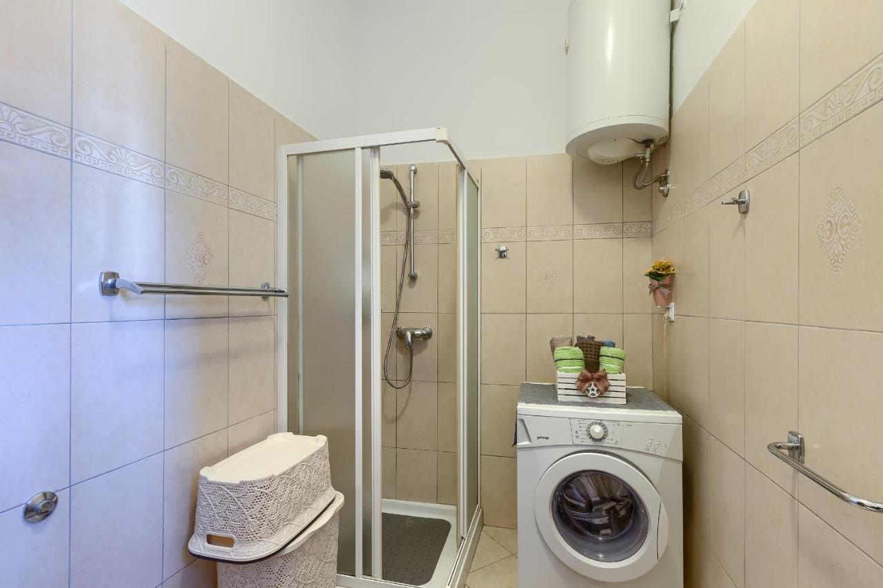 Aida Pula Apartment Экстерьер фото